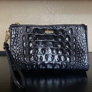 Brahmin Melbourne Daisy Wristlet